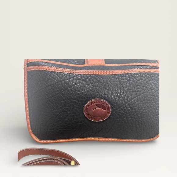 *VINTAGE* Dooney & Bourke All-Weather Leather Fold-Over Flap Crossbody - 80’s - Picture 7 of 13